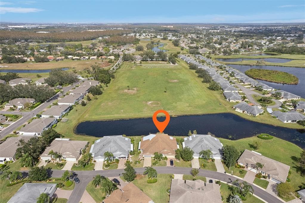 708 MCCALLISTER AVENUE UNIT 708 SUN CITY CENTER, FL 33573
