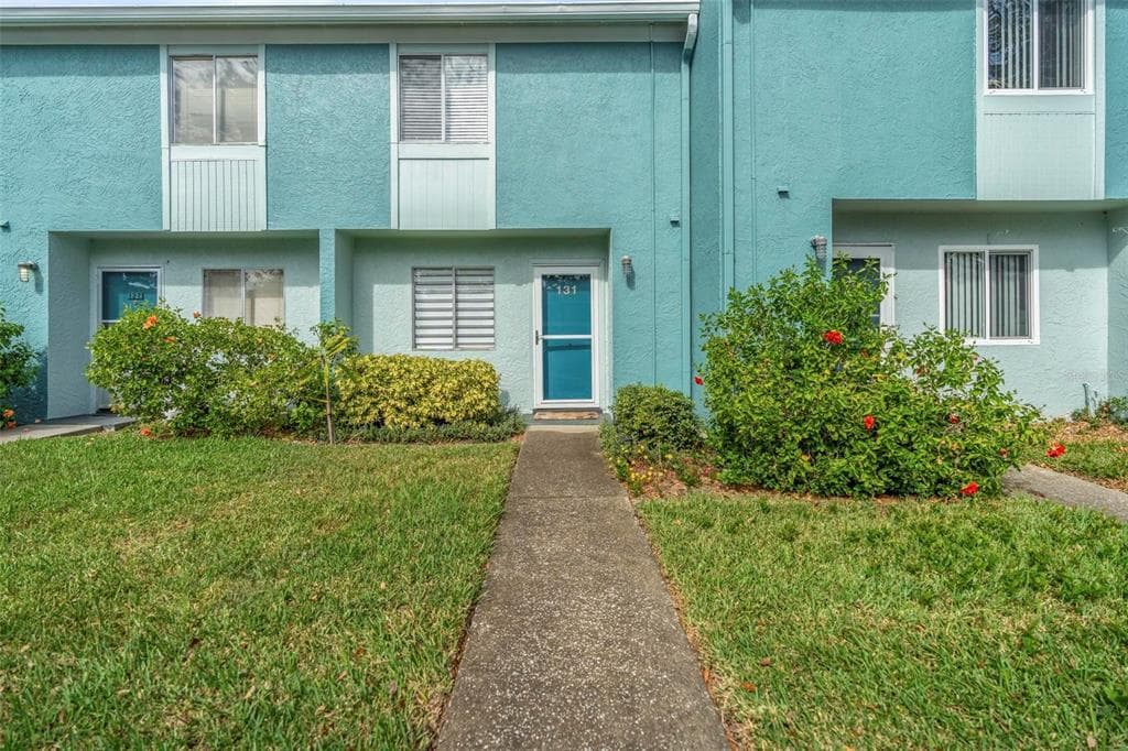 131 114TH TERRACE NE UNIT 131 ST PETERSBURG, FL 33716