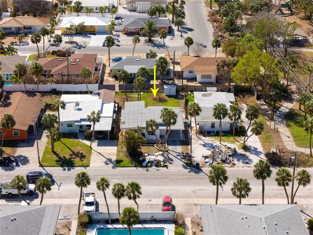 106 46TH AVENUE ST PETE BEACH, FL 33706