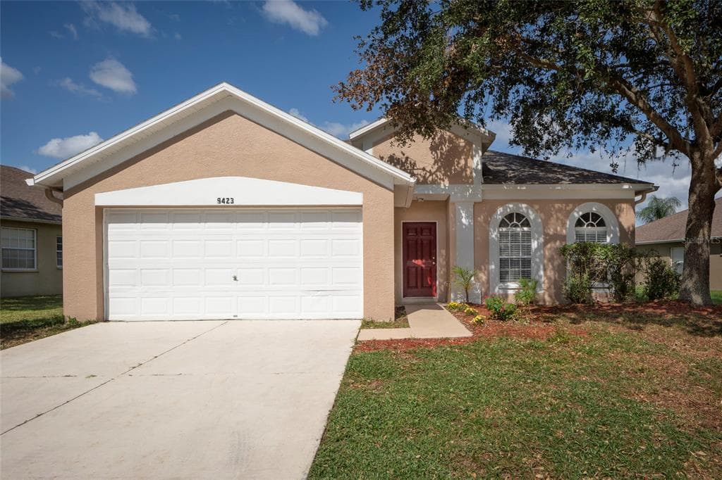 9423 BLACK THORN LOOP LAND O LAKES, FL 34638