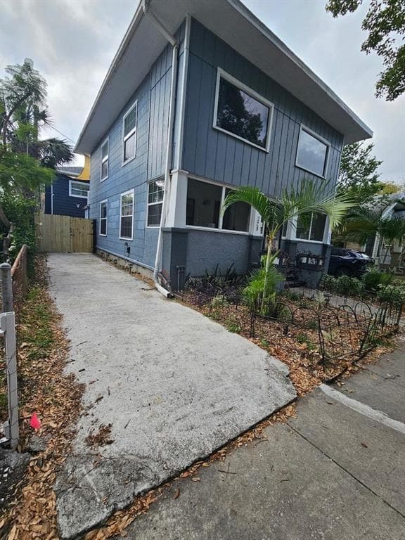 228 12TH AVENUE N ST PETERSBURG, FL 33701