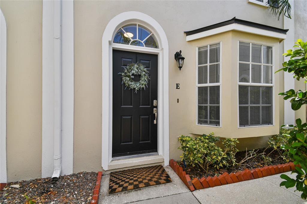 2802 W CLEVELAND STREET UNIT E TAMPA, FL 33609