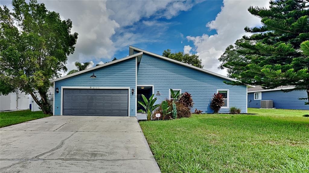 8120 GLENBROOKE PLACE SARASOTA, FL 34243