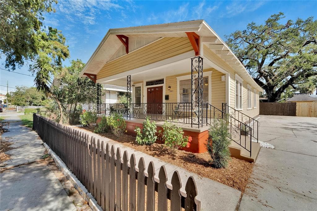 2905 N 13TH STREET TAMPA, FL 33605