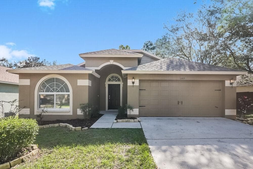1205 PONGO LANE VALRICO, FL 33594