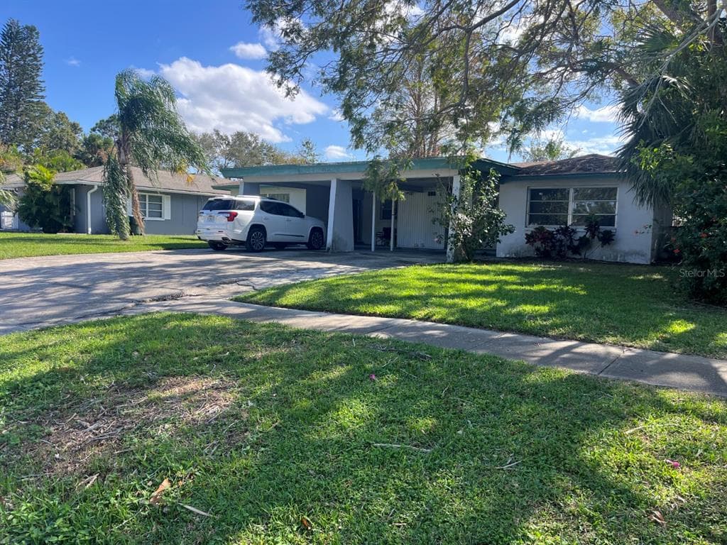 2664 SUNNY BREEZE AVENUE LARGO, FL 33770