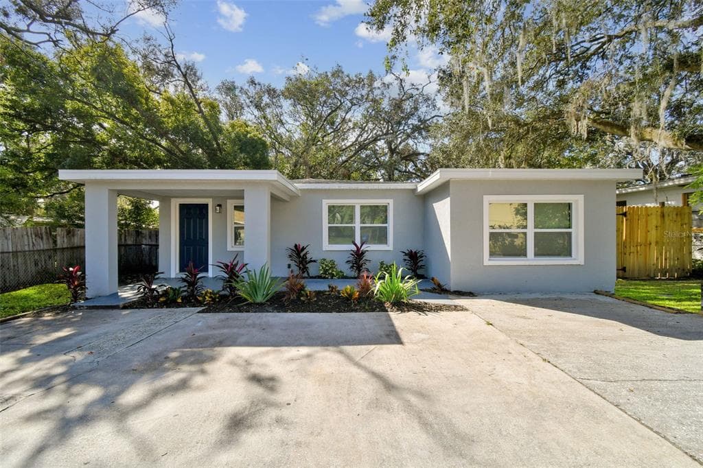 2203 E MINNEHAHA STREET TAMPA, FL 33610