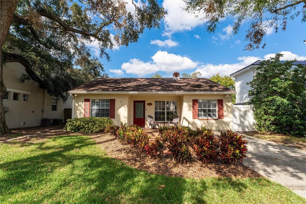3707 W SAN LUIS STREET TAMPA, FL 33629