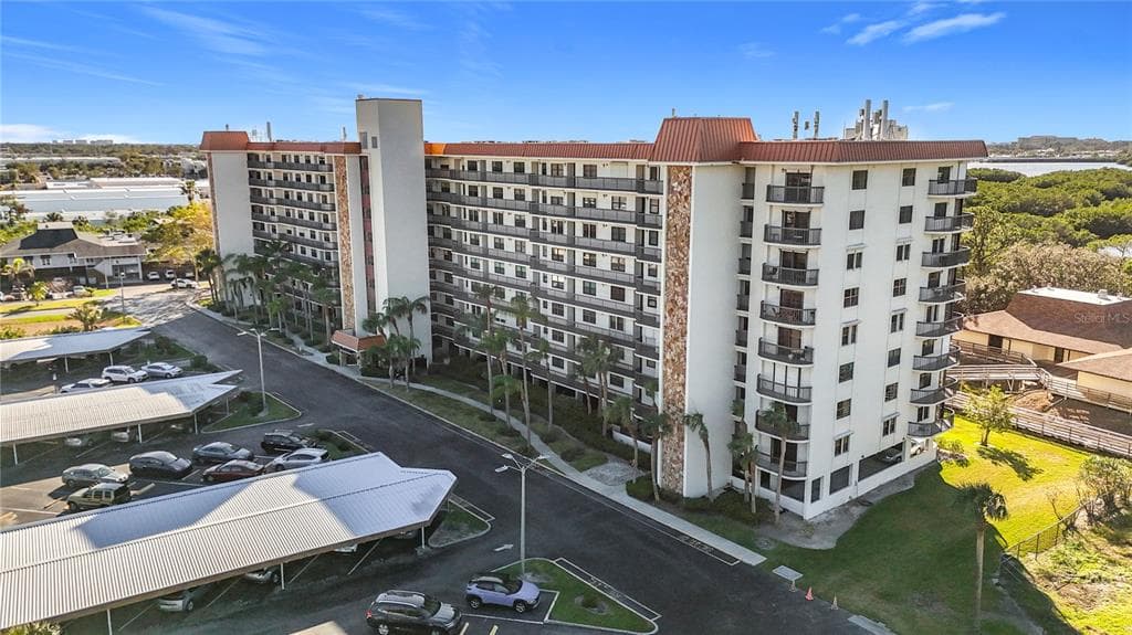 5400 PARK STREET N UNIT 201 ST PETERSBURG, FL 33709