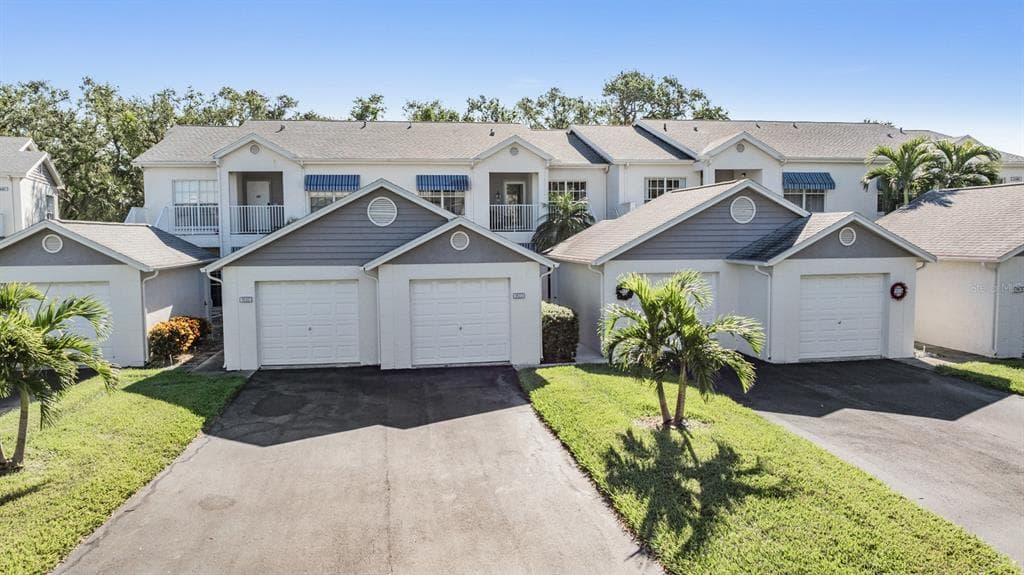 11401 SHIPWATCH LANE UNIT 1822 LARGO, FL 33774