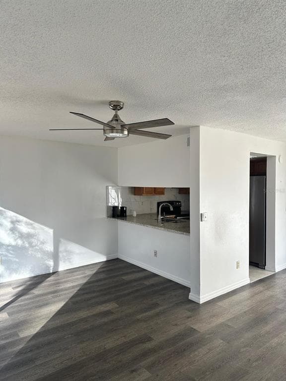 5182 SUNRIDGE PALMS DRIVE UNIT 5182 TAMPA, FL 33617