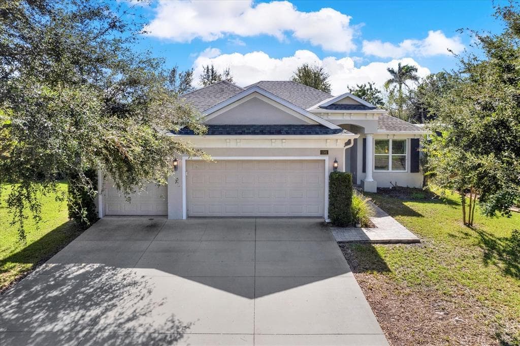 1581 MAPLE STREET CLEARWATER, FL 33755