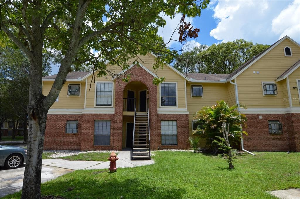 8609 FANCY FINCH DRIVE UNIT 202 TAMPA, FL 33614