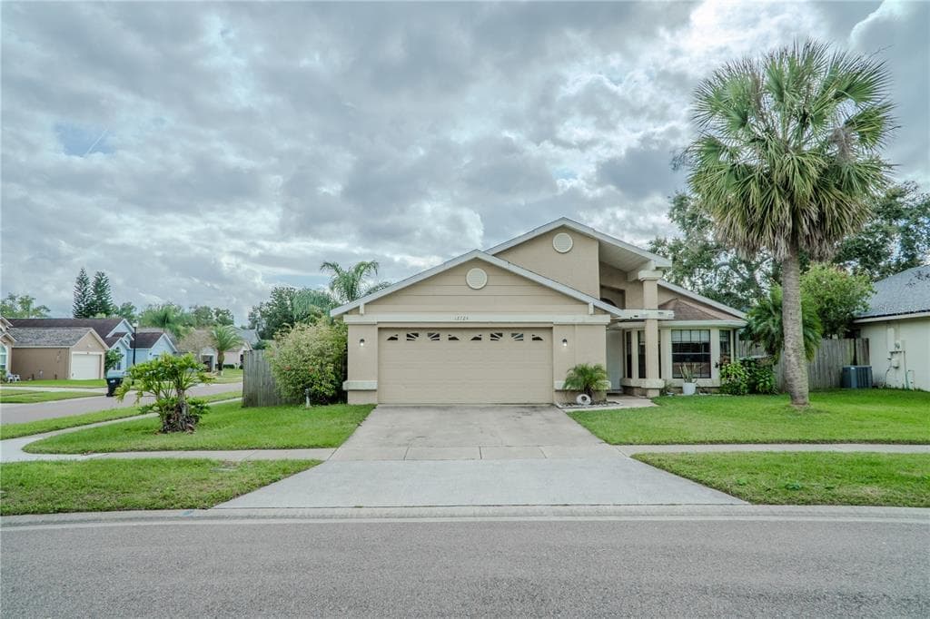 12724 RAFTSMEN COURT