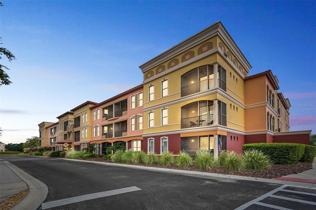 13941 CLUBHOUSE DRIVE UNIT 106 TAMPA, FL 33618