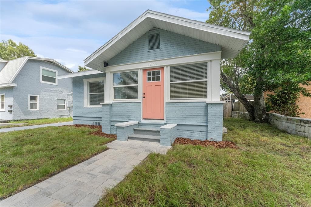 1922 23RD STREET S ST PETERSBURG, FL 33712