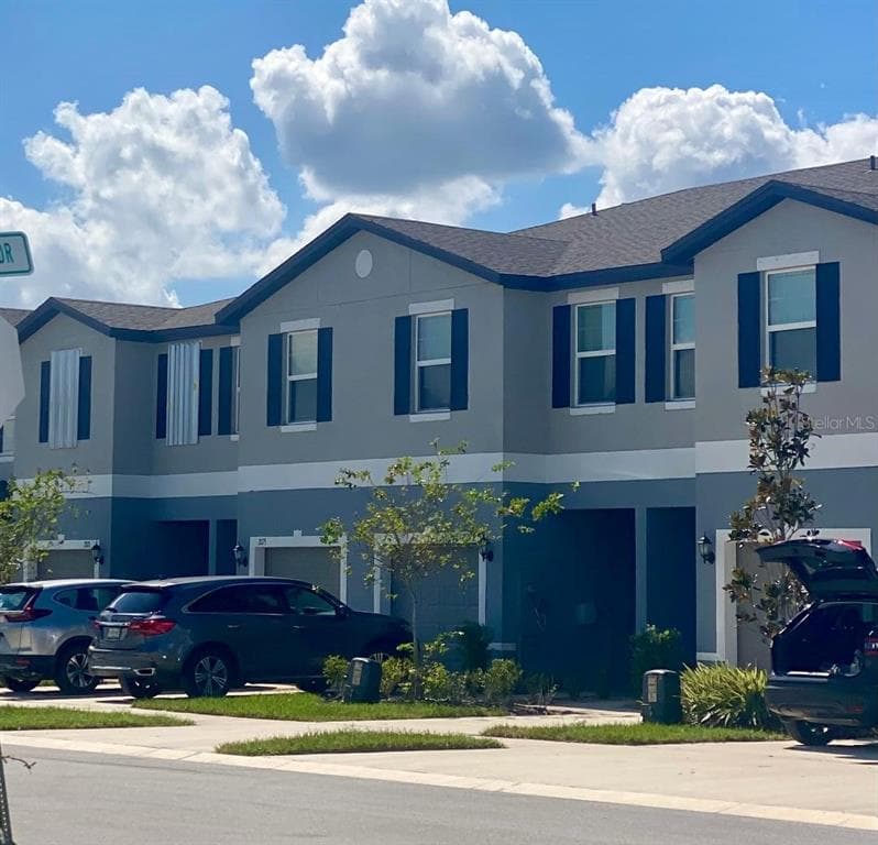 2183 AZURE VIEW WAY LUTZ, FL 33558