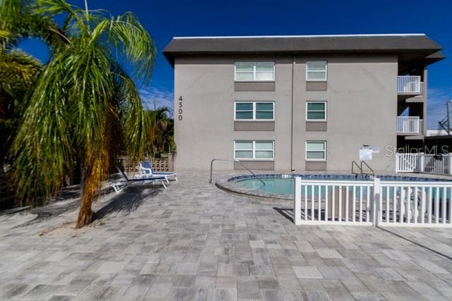 4500 37TH STREET S UNIT 103 ST PETERSBURG, FL 33711