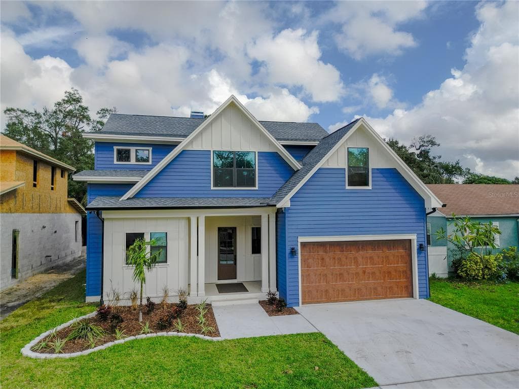 1013 W CHARTER STREET TAMPA, FL 33602