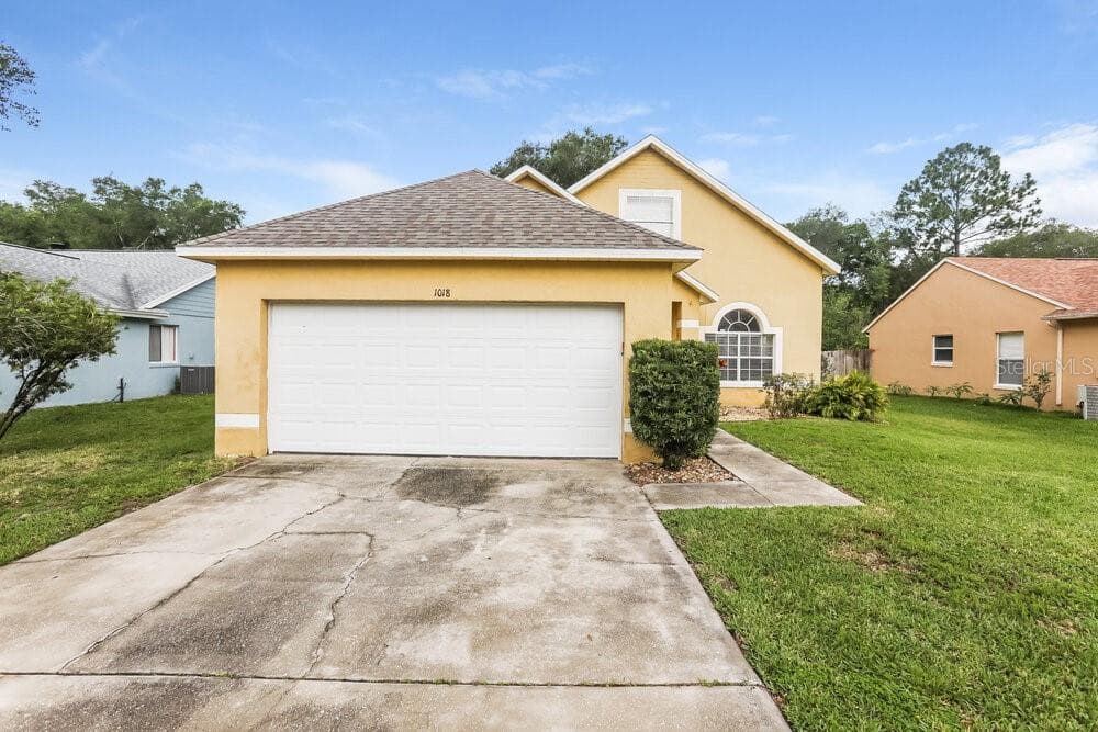 1018 PEGEL COURT OVIEDO, FL 32765