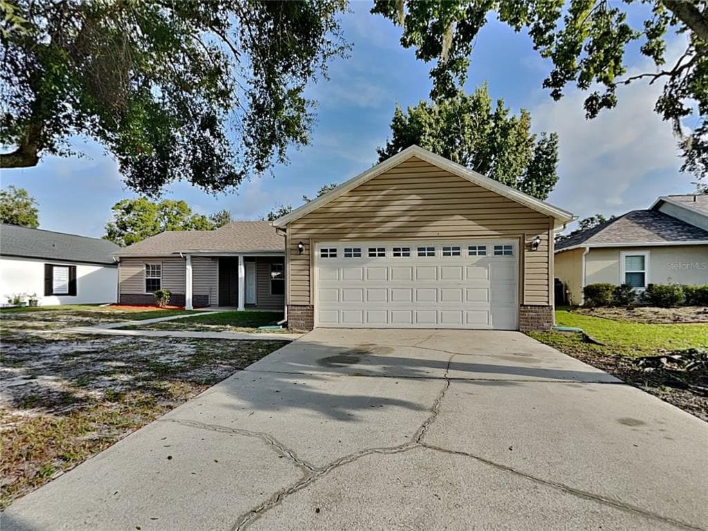 1042 MELLER WAY ORLANDO, FL 32825