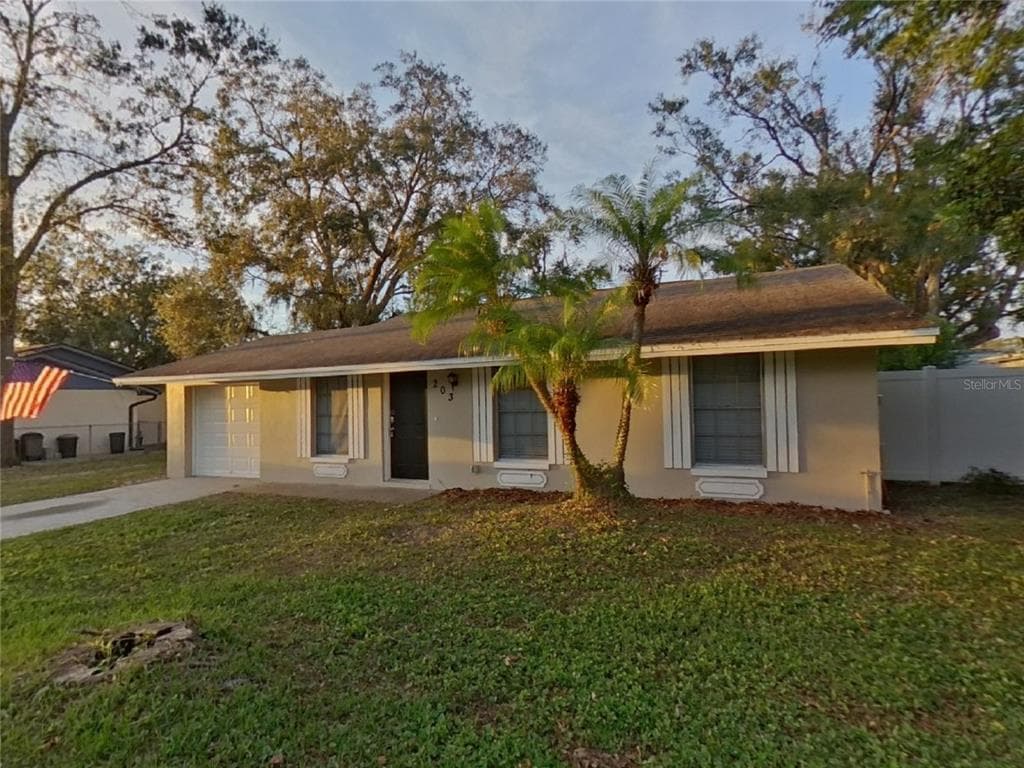 203 CLAIRE DRIVE SEFFNER, FL 33584