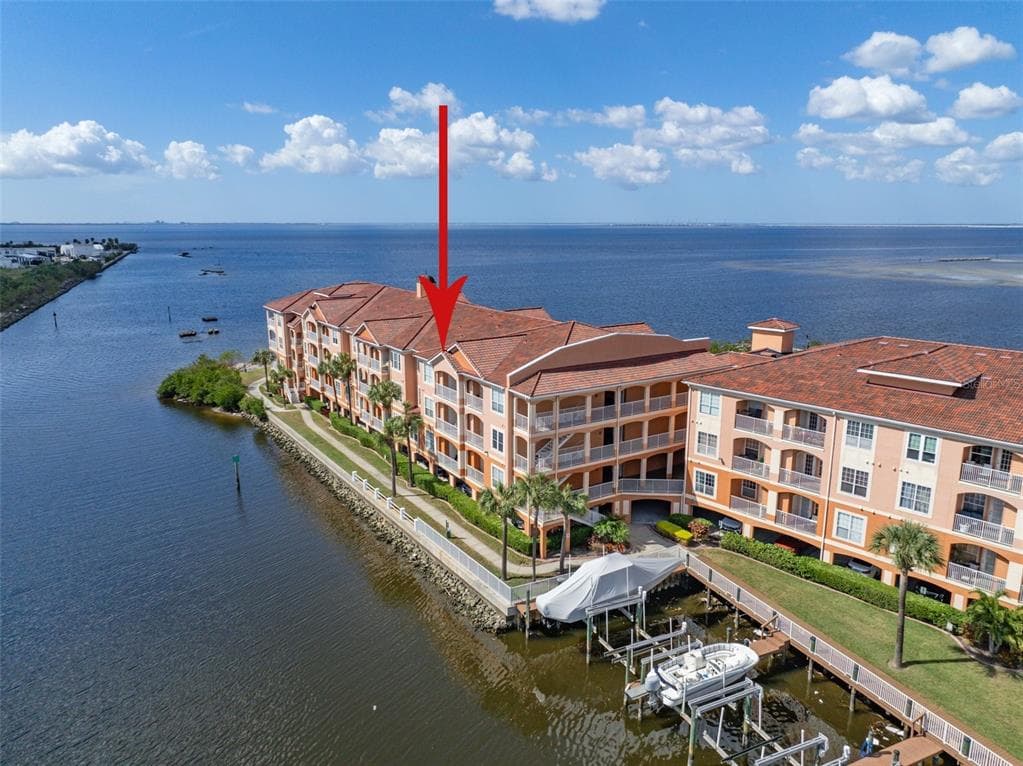 5000 CULBREATH KEY WAY UNIT 9-315 TAMPA, FL 33611