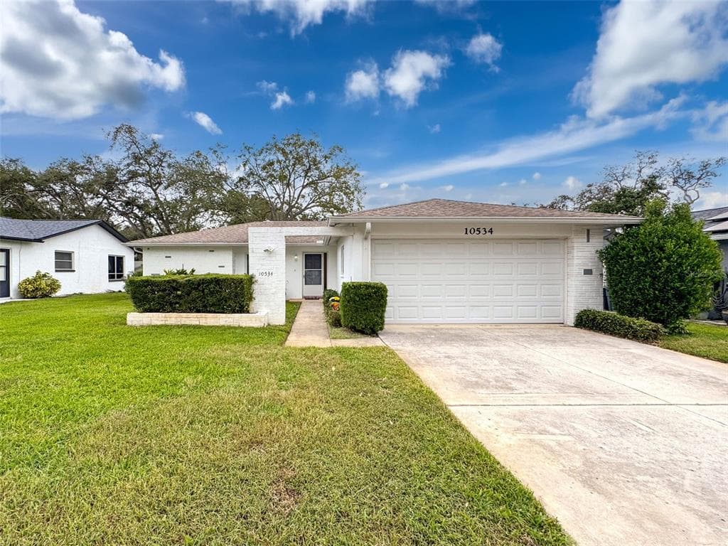 10534 CALICO LOOP PORT RICHEY, FL 34668