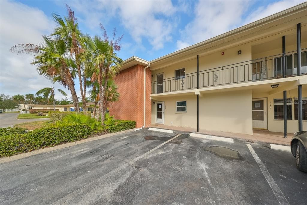 4540 OVERLOOK DR NE UNIT 245 ST PETERSBURG, FL 33703
