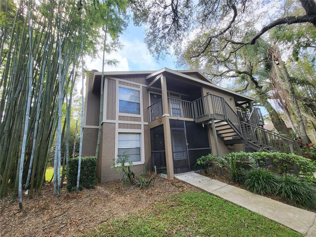 14211 SHADOW MOSS LANE UNIT 201 TAMPA, FL 33613