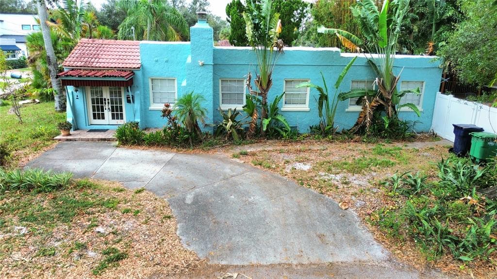 901 W CORAL STREET TAMPA, FL 33602