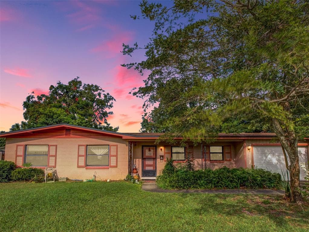 4417 BRANDEIS AVENUE ORLANDO, FL 32839
