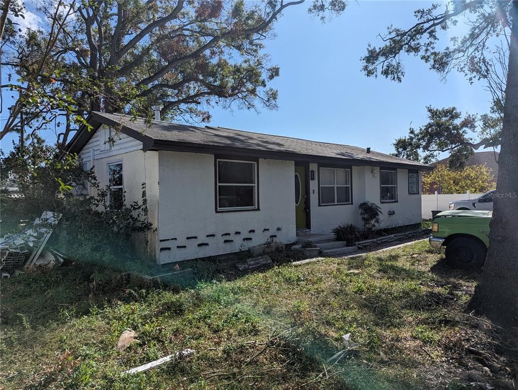 7151 51ST ST N PINELLAS PARK, FL 33781