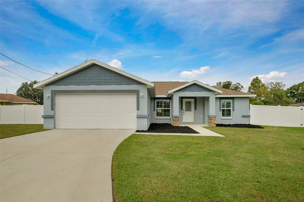 2 PECAN COURSE CIRCLE OCALA, FL 34472