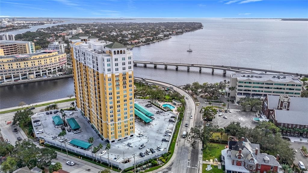 345 BAYSHORE BOULEVARD UNIT 610 TAMPA, FL 33606