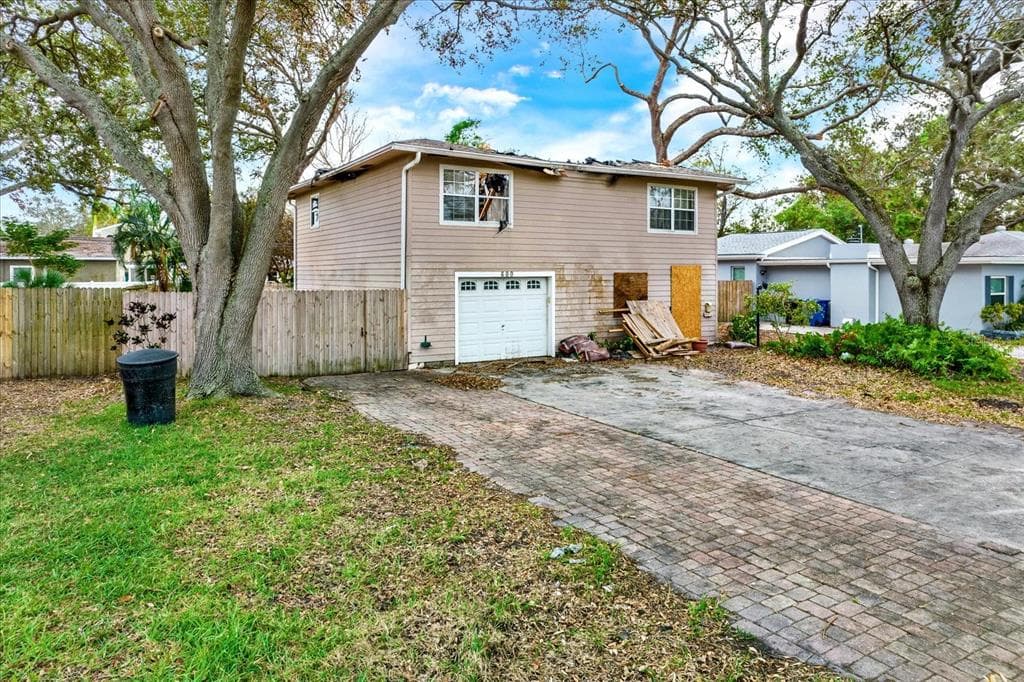 600 62ND AVENUE NE ST PETERSBURG, FL 33702