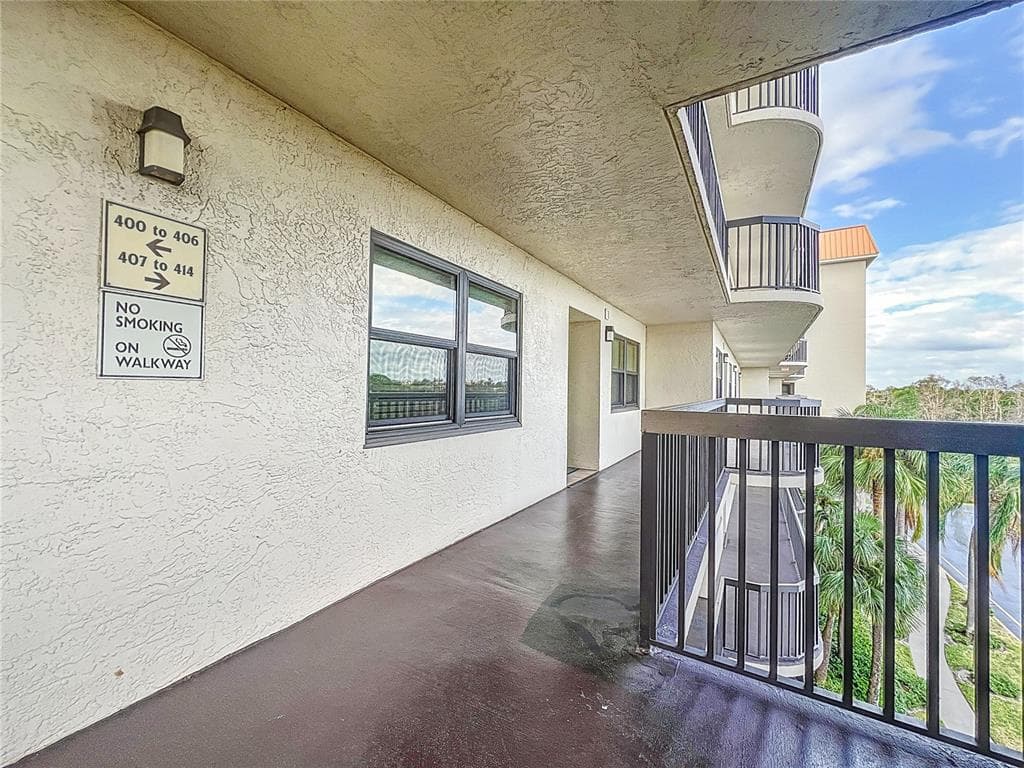 5400 PARK STREET N UNIT 412 ST PETERSBURG, FL 33709