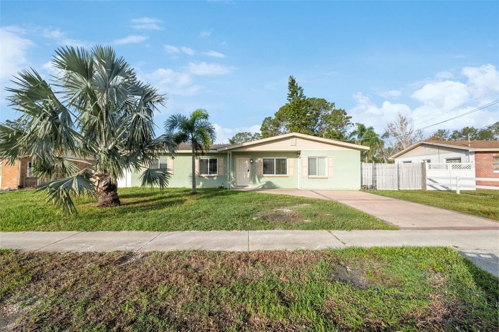 308 COUNTRY CLUB DRIVE OLDSMAR, FL 34677