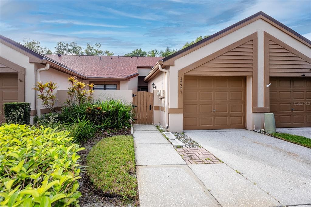 3454 HILLMOOR DRIVE PALM HARBOR, FL 34685