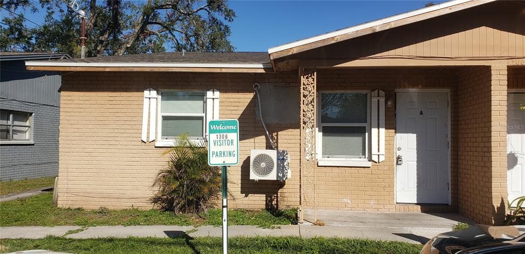 1306 E 137TH AVENUE UNIT A TAMPA, FL 33613