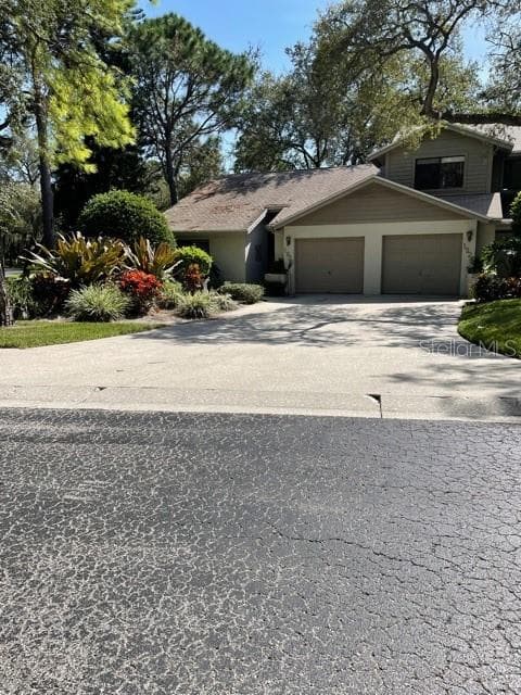 1926 WHISPERING WAY TARPON SPRINGS, FL 34689