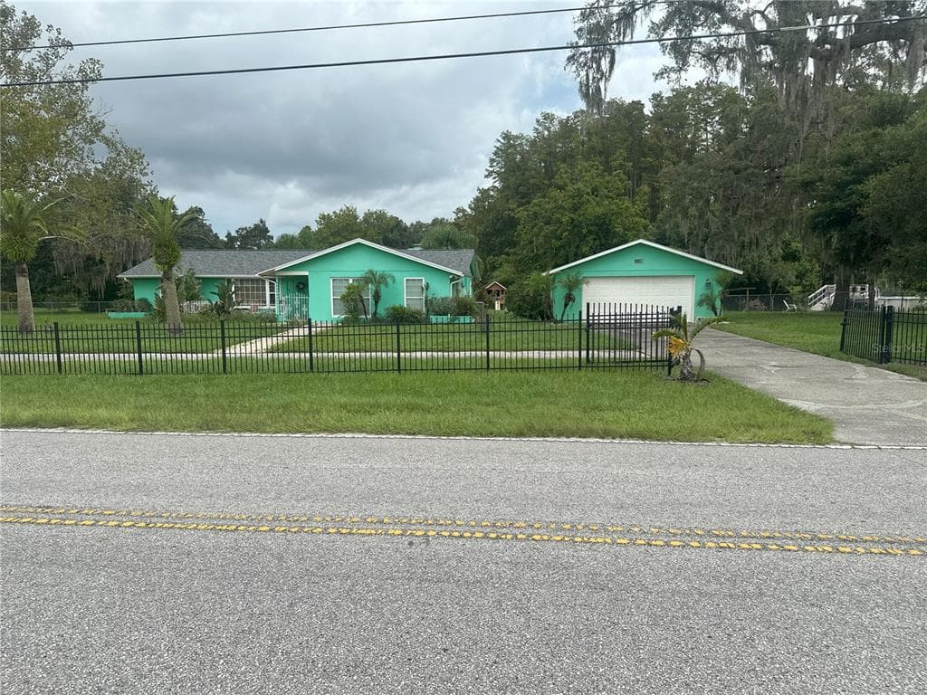 9811 OSCEOLA DRIVE NEW PORT RICHEY, FL 34654