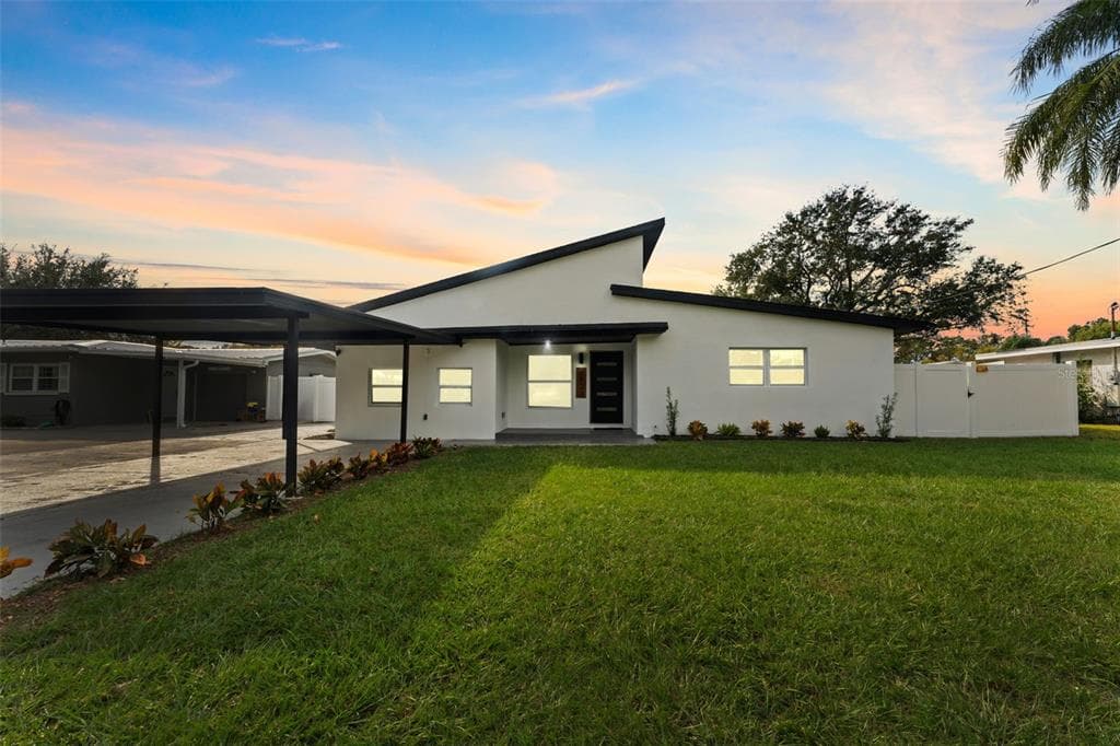 4523 S CAMERON AVENUE TAMPA, FL 33611