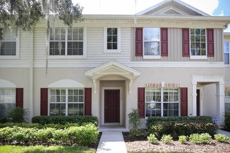 15827 FISHHAWK VIEW DRIVE LITHIA, FL 33547