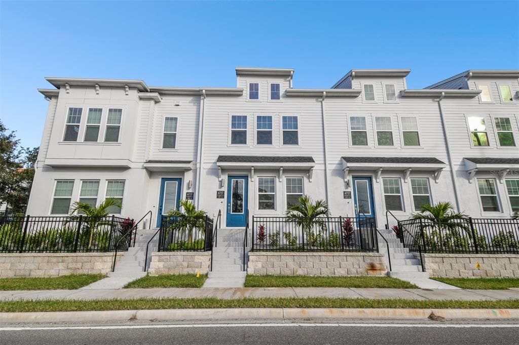 4717 W MCCOY STREET UNIT 21 TAMPA, FL 33616