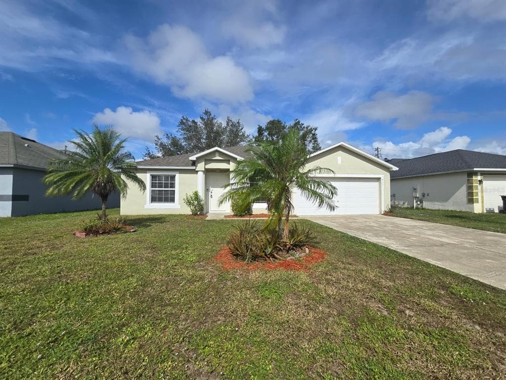 411 PEACE COURT POINCIANA, FL 34759