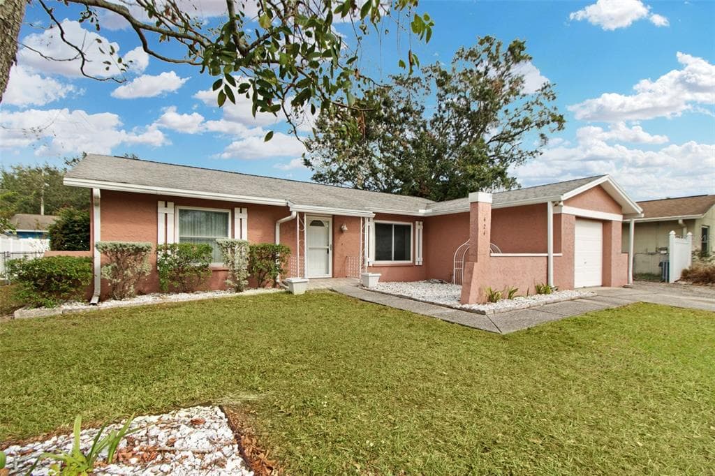 424 SILVER HILL DRIVE VALRICO, FL 33594