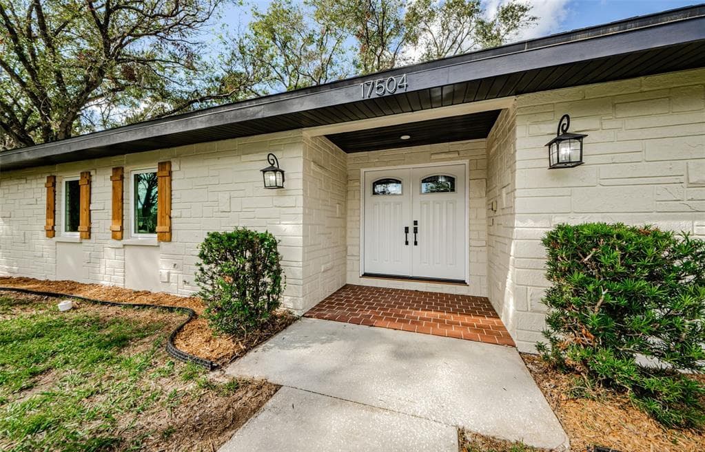 17504 MARSH ROAD LUTZ, FL 33558