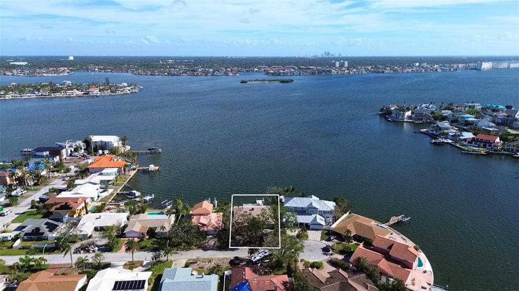 6351 4TH PALM POINT ST PETE BEACH, FL 33706