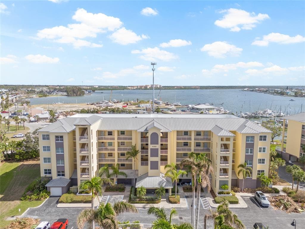 423 150TH AVENUE UNIT 1201 MADEIRA BEACH, FL 33708